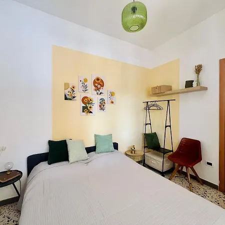 5 Terre - Close To Port Promenade